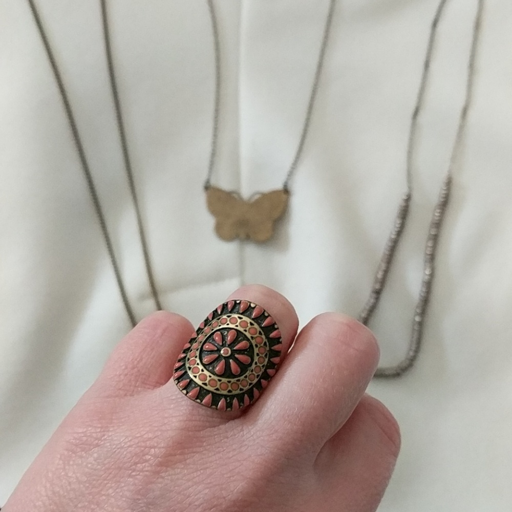 Jewelry Mix - Picture 2 of 3